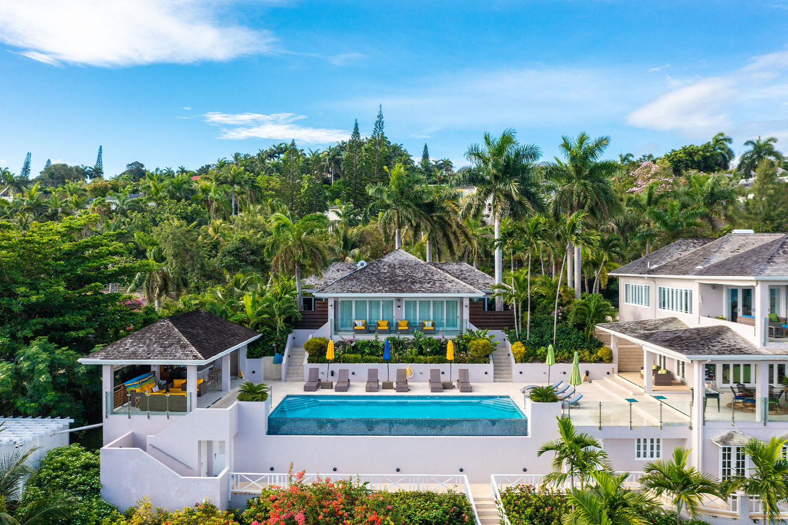 Explore the villa - Trade Winds Villa